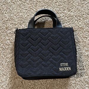 Steven Madden Small Black Purse with 2 pockets inside, attachable long strap